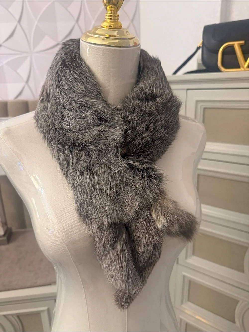Fox fur clip on scarf